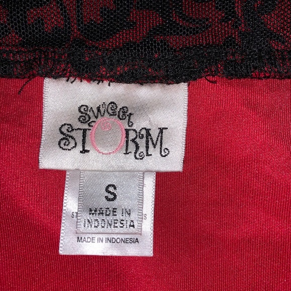 Sweet Storm short sleeveless dress - Picture 9 of 10